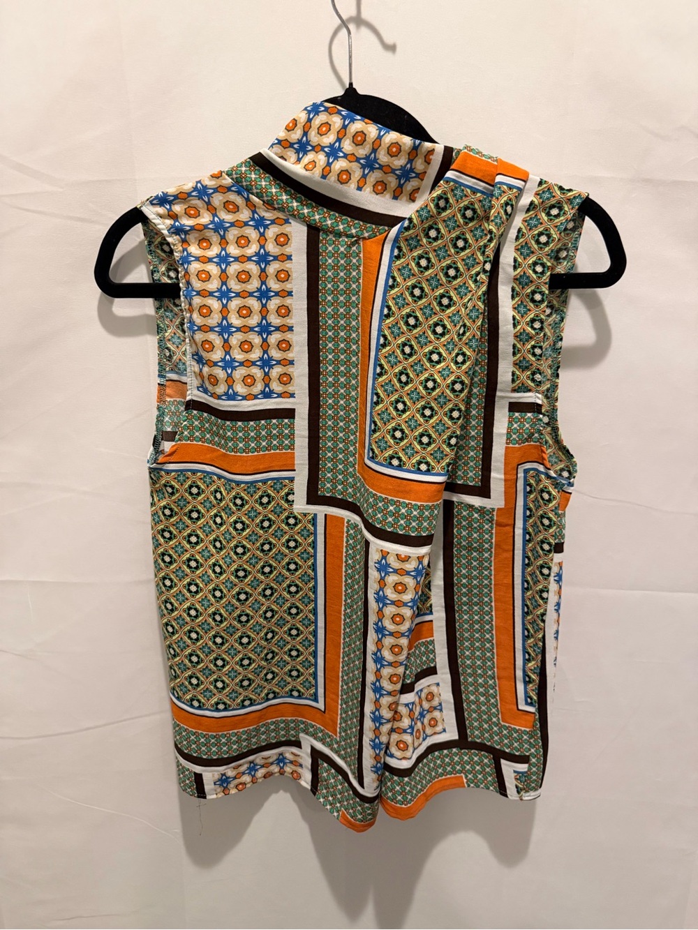 Zara Green, Orange & White Sleeveless Geo-Pattern Camisole size S.eclectic